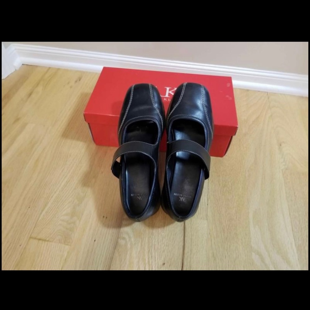 Anne Klein